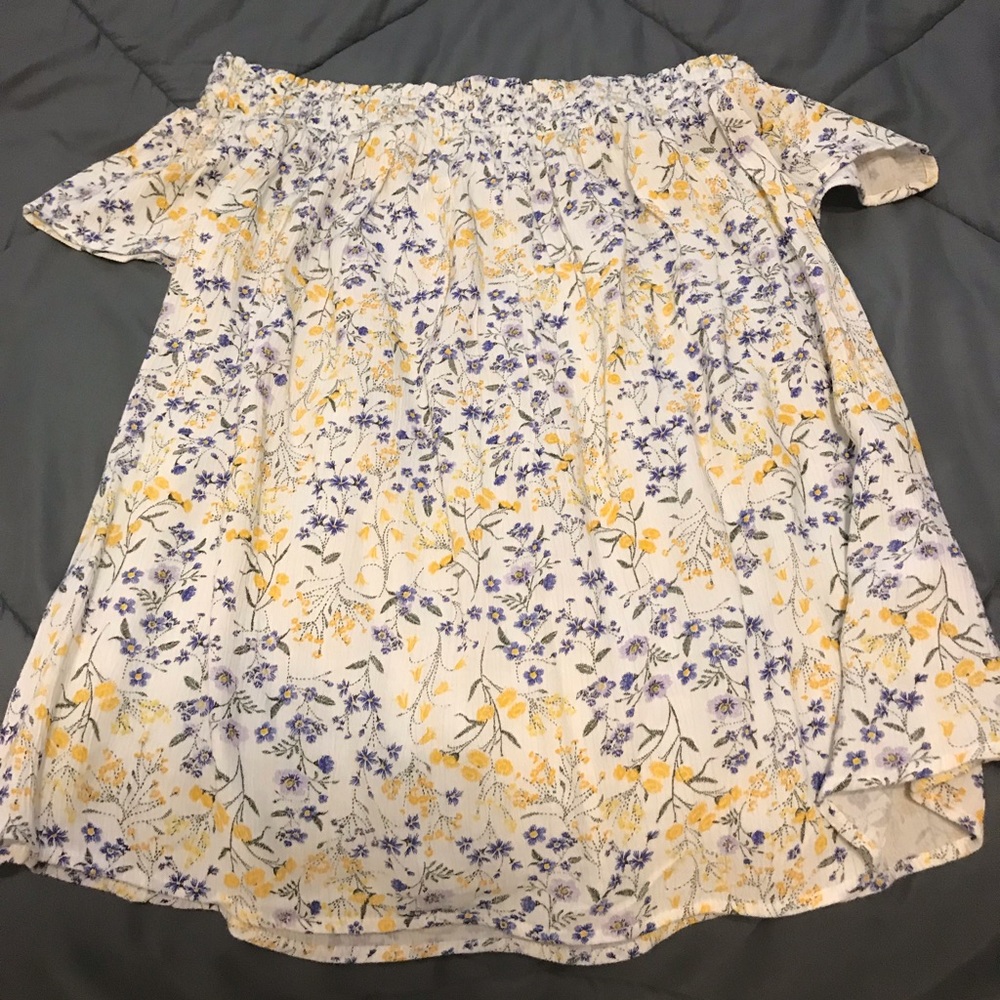 Flowery Off-the- shoulder Top